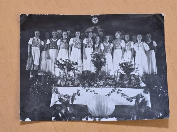 20260502_123510.jpg WW2 Nazi German Haloween Photo BDM Girls w Swastika Eagle Large pumpkin + SS Officer!! Turnhalle