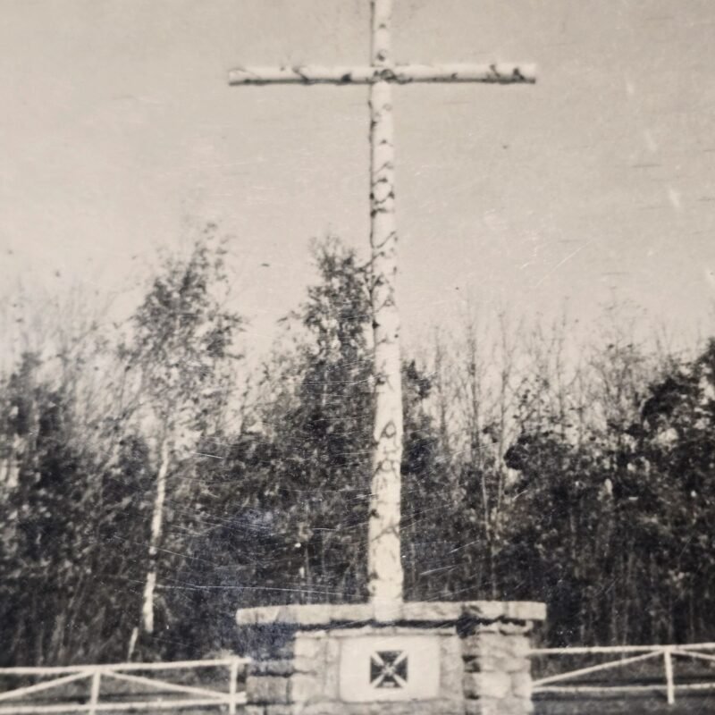 20260621_122251.jpg Iron Cross Swastika Cross Memorial Minument WW2 German Third Reich Era Photo