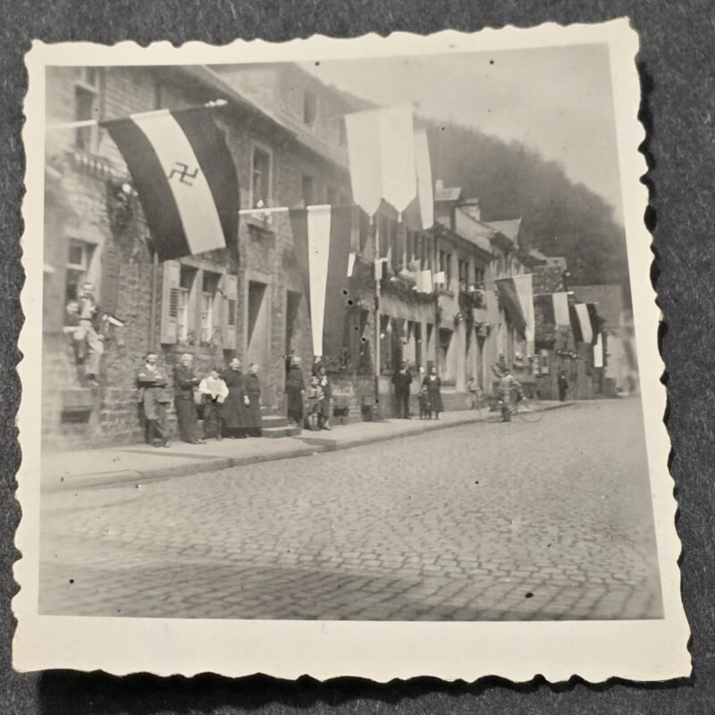 20260621_155341.jpg Interesting Rare Early NSDAP Swastika Flag Parade Photo WW2 German Third Reich Era