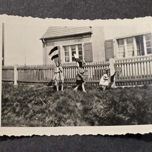 20260621_155650.jpg Young Hitler Youth BDM Girls w Early NSDAP Swastika Flag "In the new house" WW2 German Third Reich Era Photo