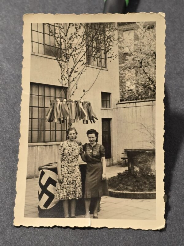 20260621_160551.jpg Third Reich NSDAP Women Frauen Pose w Swastika Decoration Flag WW2 German Photo