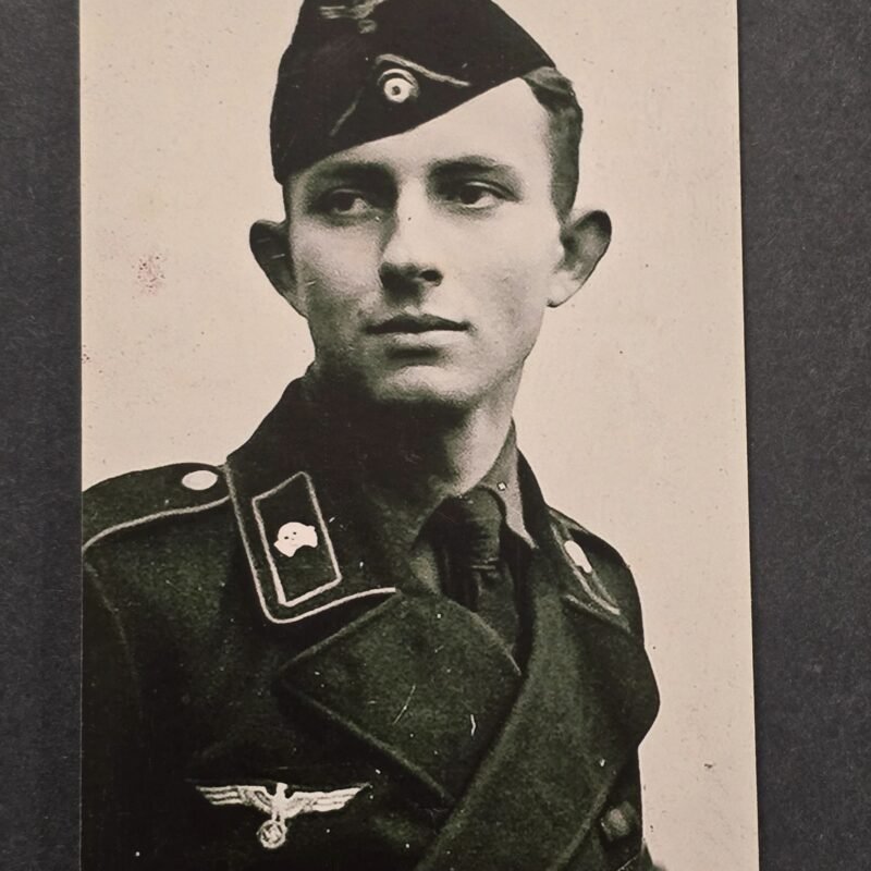 20260626_171800.jpg Panzer Man Tank Division WW2 German Military Soldiers Studio Portrait Photo - Reprint