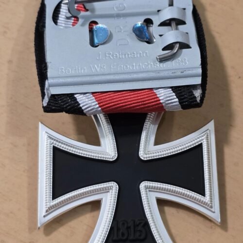 20260708_142832.jpg EK2 Iron Cross 2nd class Mounted medal Bar WW2 German Military Award