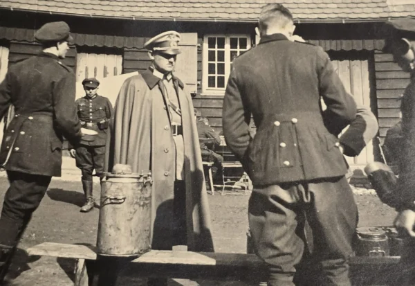 adolf-hitler-lookalike-early-nazi-german-transitional-period-1932-34-landwehr-army-reserve-02-aa307b25 Adolf Hitler Lookalike! :) Early Nazi German Transitional period 1932/34 Landwehr (Army Reserve) Photo