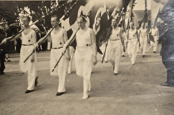 early-nsdap-turner-org-parade-w-swastika-flags-banners-ww2-german-third-reich-era-photo-02-13b4d458 Early NSDAP Turner Org Parade w Swastika Flags Banners WW2 German Third Reich Era Photo