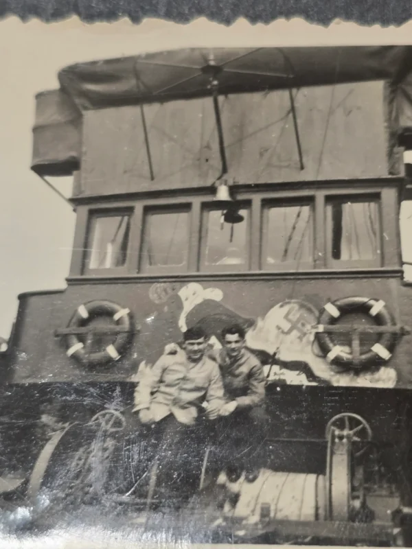 kriegsmarine-sailors-on-board-a-ship-w-swastika-art-ww2-german-third-reich-era-photo-02-57e9839a Kriegsmarine Sailors on Board a ship w Swastika Art WW2 German Third Reich Era Photo