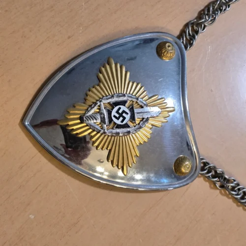 Original WWII Nazi German Third reich NSDAP NSKOV Veterans Flag Bearers Gorget RZM M1/52 Deschler