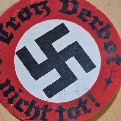 Rare WWII Nazi German Swastika "Trotz Verbot Nicht tot!" Third Reich Propaganda Seal Label Sticker 1930s-1940s