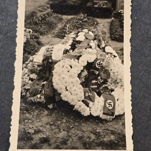 swastika-funeral-sash-kia-soldiers-funeral-grave-burial-photo-ww2-german-third-reich-era-p-02-f4721a9b Swastika Funeral Sash - KIA Soldiers Funeral Grave Burial Photo WW2 German Third Reich Era Photograph
