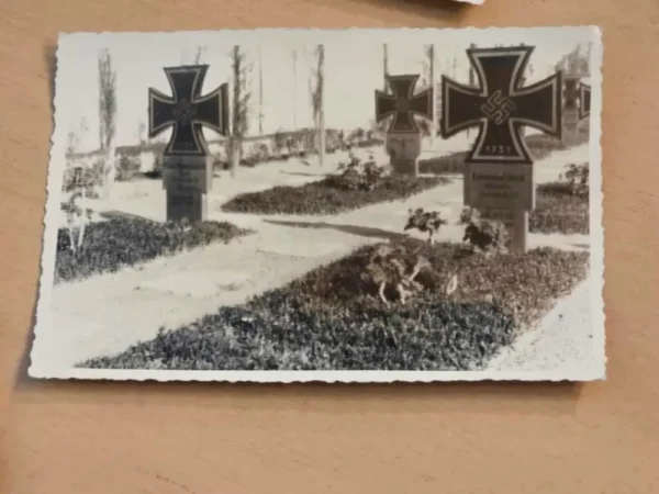 WW2 German Afrika Korps Soldiers KIA Cemetery w Iron Cross Swastika Graves Photo lot