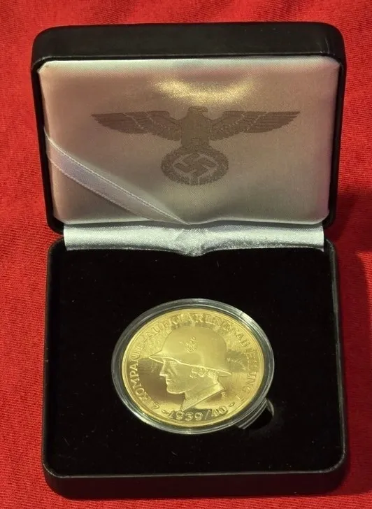 wwii-german-panzer-division-gold-medallion-4-kompanie-1939-40-boxed-01-035711b6 WWII German Panzer Division Silver Medallion 4. Kompanie 1939/40 Boxed