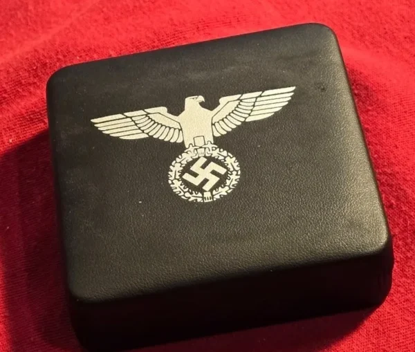 wwii-german-panzer-division-silver-medallion-4-kompanie-1939-40-boxed-01-4ecea8f7 WWII German Third Reich 14th Panzer Division 24K Gold Medal Medallion Stalingrad