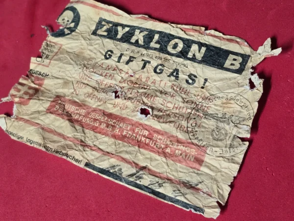 ZYKLON B GIFTGAS! Can Canister Label WW2 Nazi Germany Jewish Holocaust