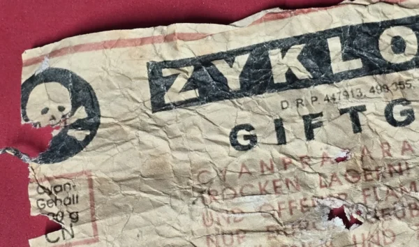 ZYKLON B GIFTGAS! Can Canister Label WW2 Nazi Germany Jewish Holocaust