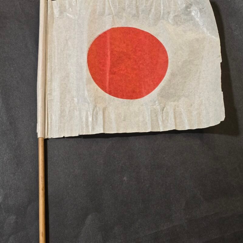 20260329_142401 Original WWII Imperial Japanese Rising Sun Hinomaru Paper Flag Bamboo Pole War Trophy