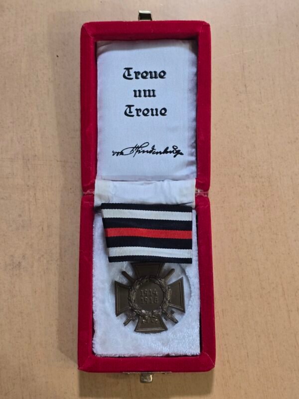 20260712_170950 WW1 Imperial German Boxed Hindenburg Honor Cross Medal w swords