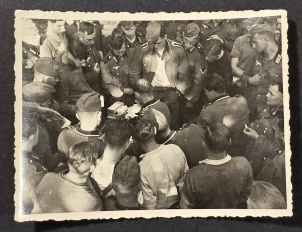 20260807_162430 Wehrmacht soldiers MAIL CALL! WW2 German Military Photo