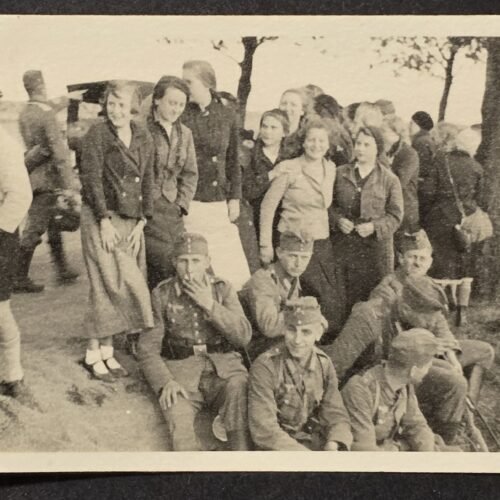 20260807_162811 WWII German Wehrmacht Soldiers HJ Hitler Youth BDM Girls Group Photo