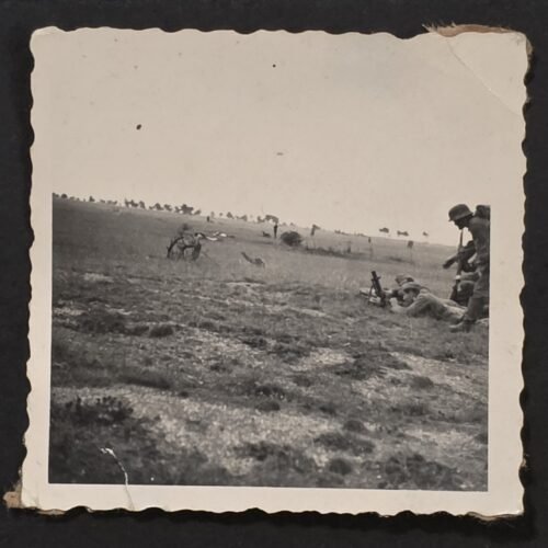 COMBAT SHOT Wehrmacht soldiers w Mortars in the field Military WW2 German War Photo