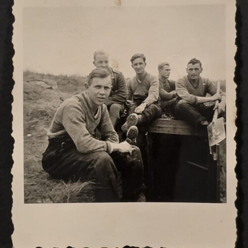20260822_123251 UNDERGROUND BUNKER FIELD SHOT Wehrmacht soldiers Military WW2 German War Photo