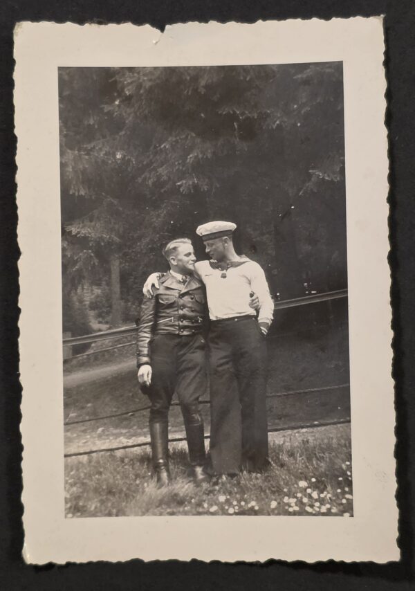 Comrades! WWII German Kriegsmarine Sailor & Soldier Friendship Photo – Leather Jacket