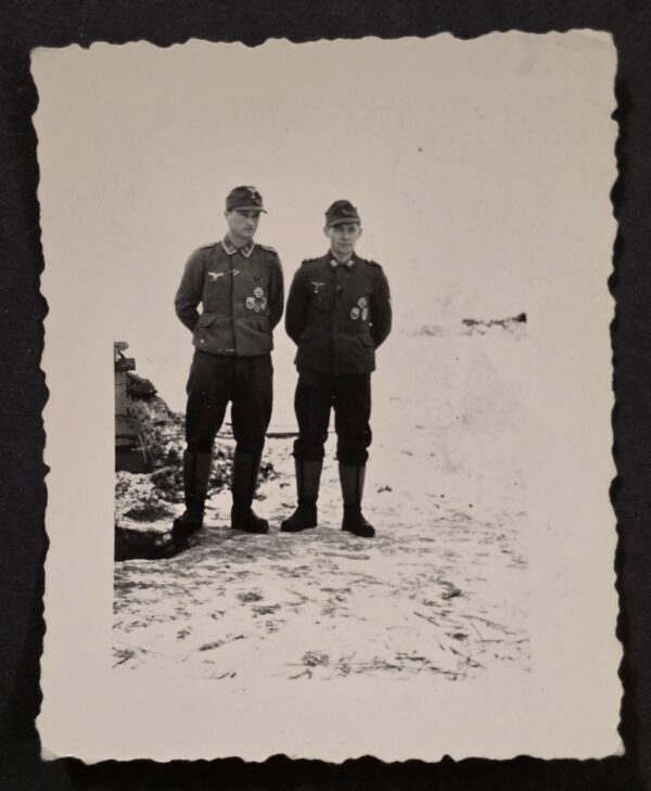 Decorated Luftwaffe! Iron Cross - Ground Combat - Anti Aircraft Flak Badges Military wartime photo