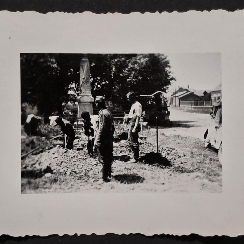 20260902_174047 KIA Fallen Soldiers WWII German Photo – Soldiers Digging Graves for Comrades Burial Detail