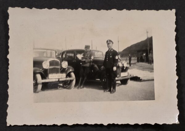 20260902_174458 Rare Original WWII Nazi German Photo SS Officer Totenkopf Visor Cap w RAD Leader & Cars