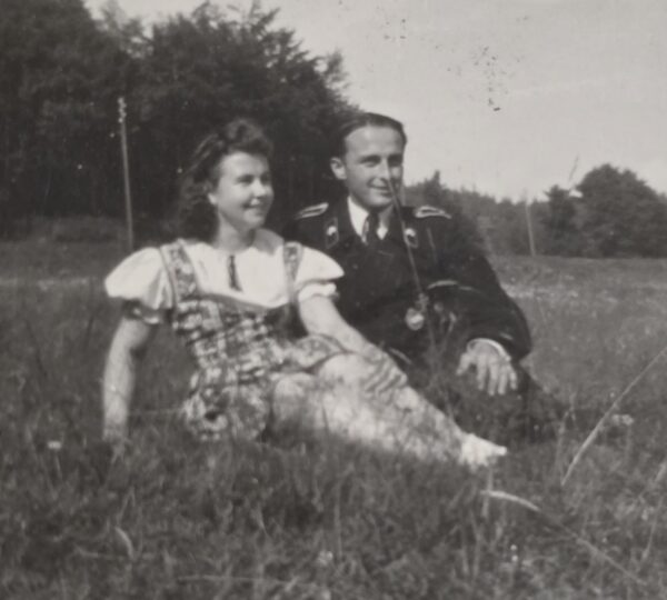 WWII German Panzer Soldier Sweetheart Photo Tanker Uniform Tank Badge Iron Cross EK1 Medal Girlfriend