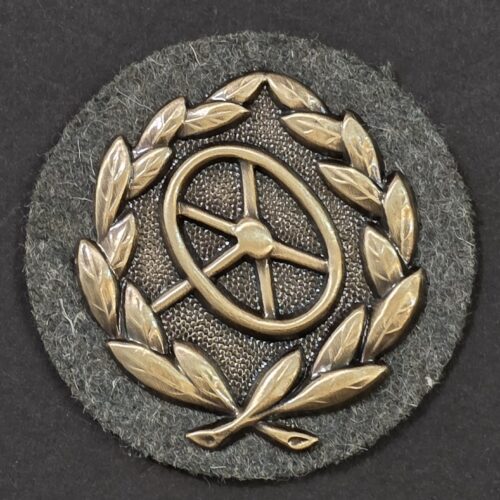20260905_150647 WWII German Wehrmacht Driver Proficiency Badge in Bronze – Kraftfahrbewährungsabzeichen
