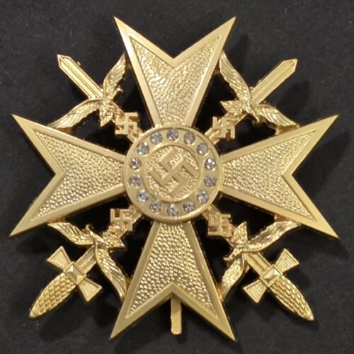20260905_151331 WWII Nazi German Luftwaffe Spanish Cross in Gold with Swords & Diamonds