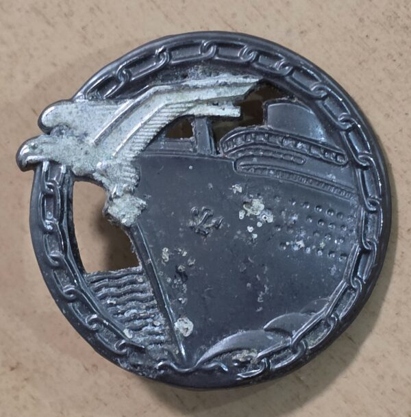WW2 German Kriegsmarine Blockade Runner Badge Medal Schwerin Berlin