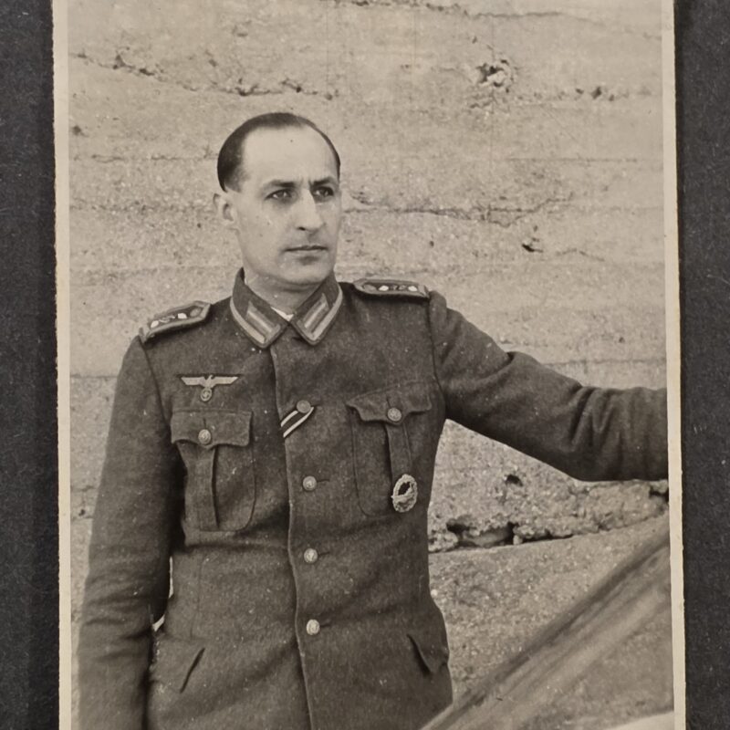 20260924_133609 Interesting WW2 German Military Photo Wehrmacht Soldier w Kriegsmarine Destroyer Badge