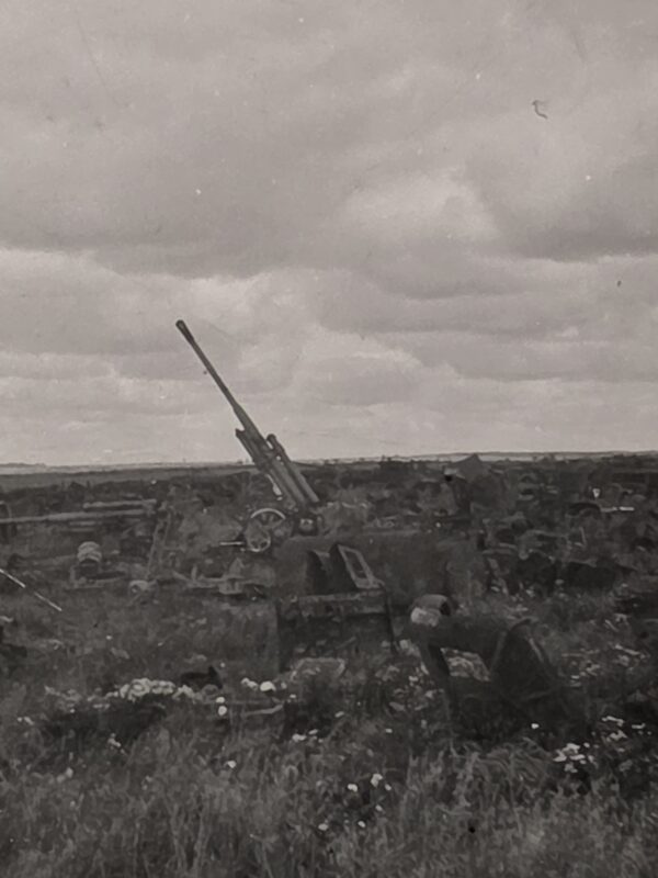 20260924_134704 WW2 German Military Photo W Flak Artillerie Cannon Anti Aircraft gun in field