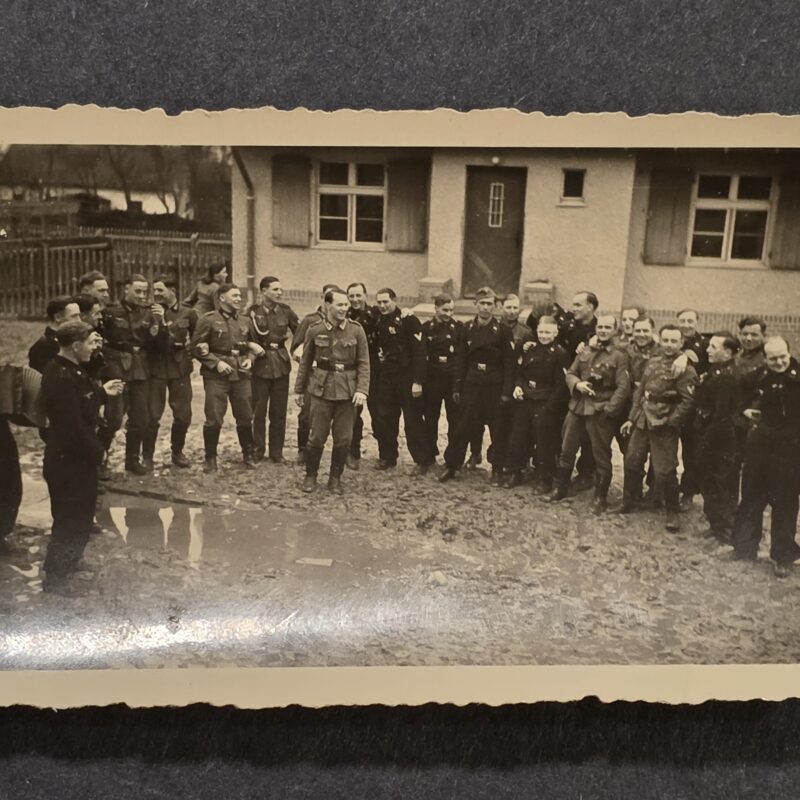 PANZER TANK OPERATORS Wehrmacht Soldiers group pose WW2 German Military Photo