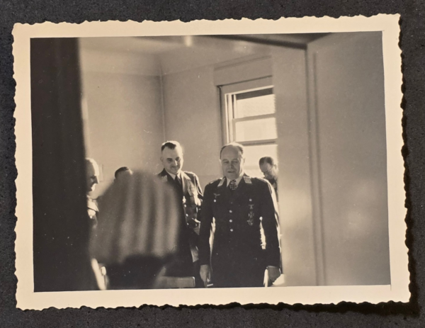 g1 WOW! Rare German Photo Luftwaffe General Knight’s Cross EK1 Iron Cross Spange Pilots Badge!