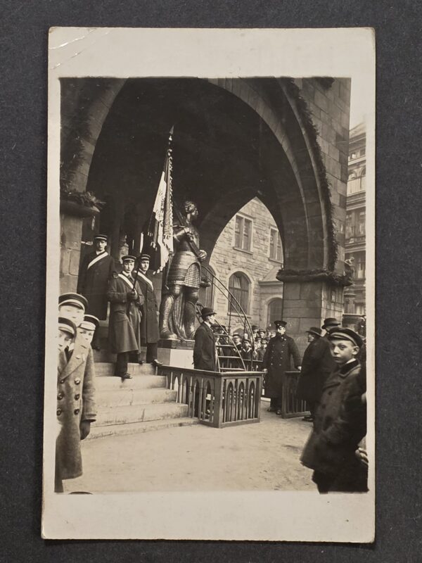 20261001_133218 WWI 1916 Dortmund Postcard German Students Org Group w Medieval Knight Statue