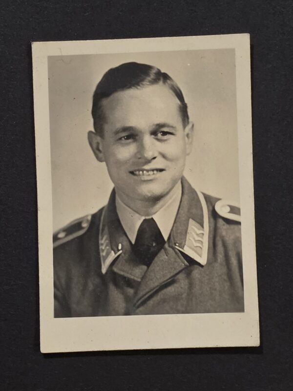 LUFTWAFFE STUDIO PORTRAIT SMALL PASSPORT WW2 German Military Wartime Photo