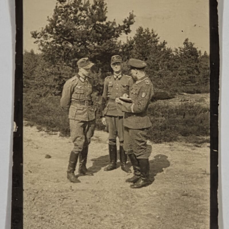 20261007_155655 TINY! WW2 German Wehrmacht Officers Photo w KRIM or Kuban Battle Shield + Cuff Title