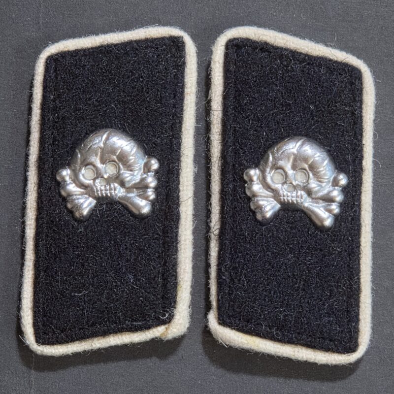 Luftwaffe Paratrooper Hermann Goring Goering Panzer Tank Armored Division WW2 German Collar tabs w Totenkopf Skulls