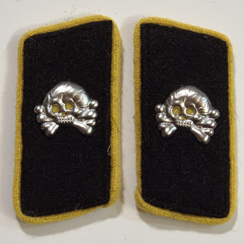 Heer EM Recon Unit Panzer Tank Armored Division WW2 German Collar tabs w Totenkopf Skulls