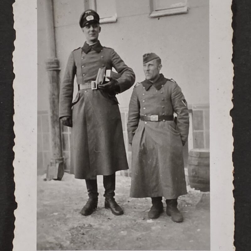 20261010_125231 TALL MAN SMALL MAN! WW2 German Wehrmacht Humorous Military Photo
